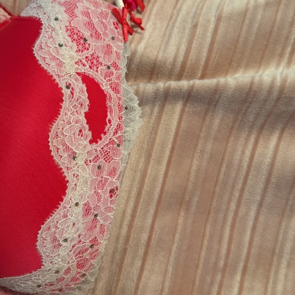 ♥️ Victoria’s Secret Dream Angels push-up bra with lace and rhinestones 34DD EUC - Picture 8 of 8